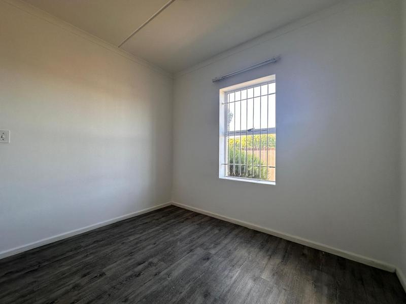To Let 2 Bedroom Property for Rent in Brackenfell South Western Cape